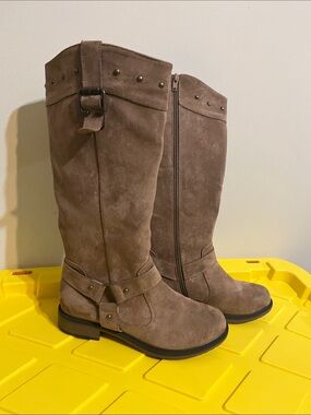 Natural Reflections Taupe Boots